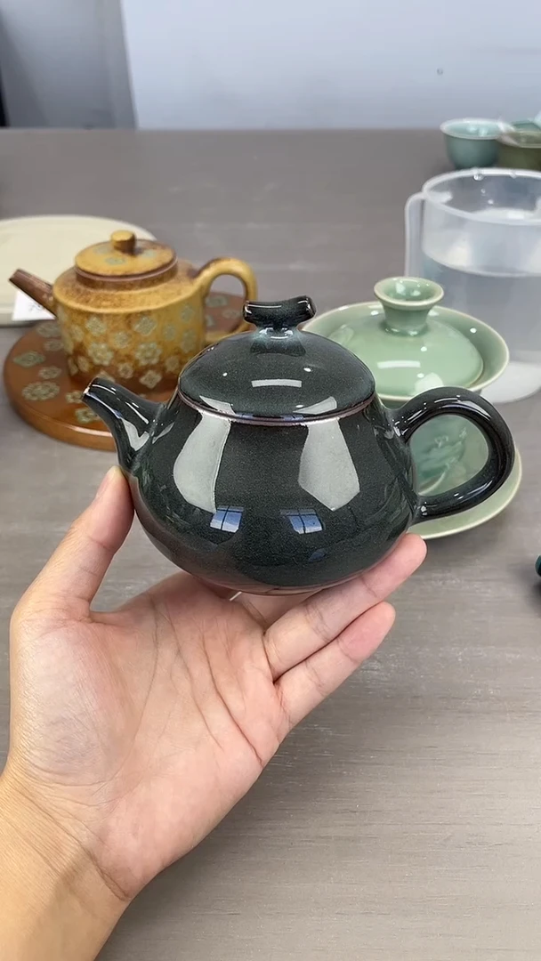 青瓷仓储福利清仓微瑕带落款宪发