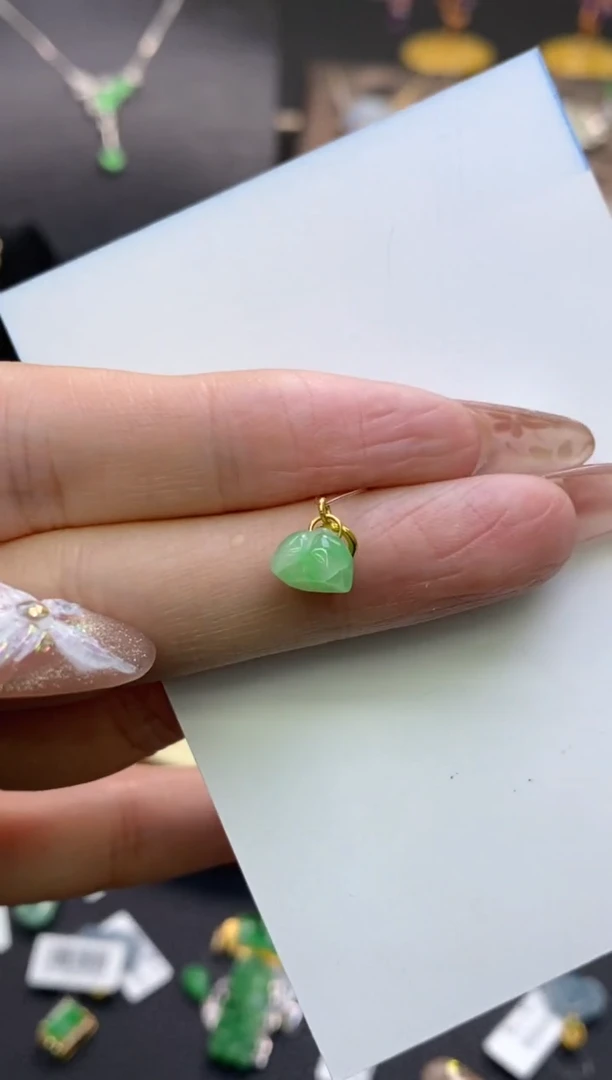 【闪购商品】翡翠颈饰18K金镶嵌净货12306