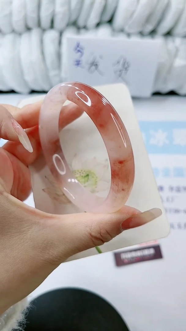 【闪购商品】石英质玉手镯未镶嵌多样性发货V28