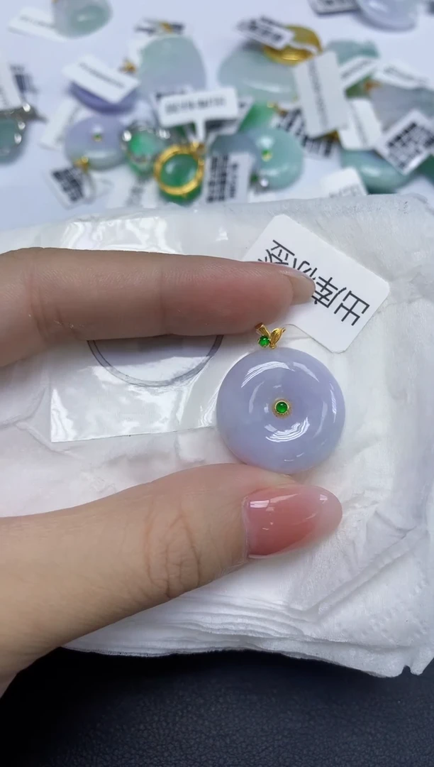 颈饰18K金镶嵌翡翠天然缅甸翡翠A货多样性发一件