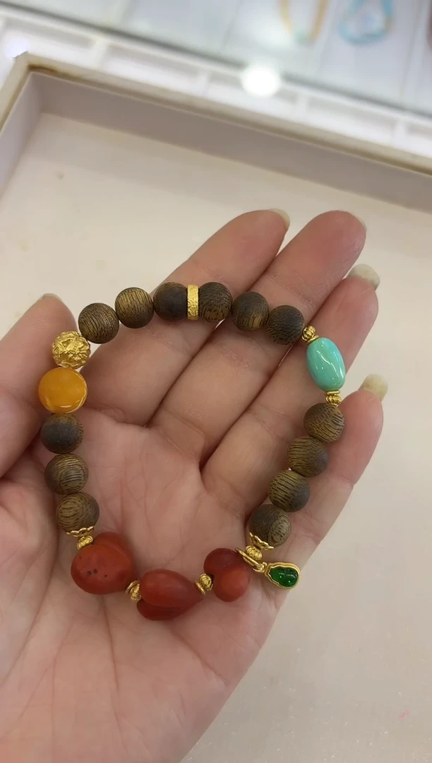 琥珀未镶嵌珠宝奇石手串多样性发其一