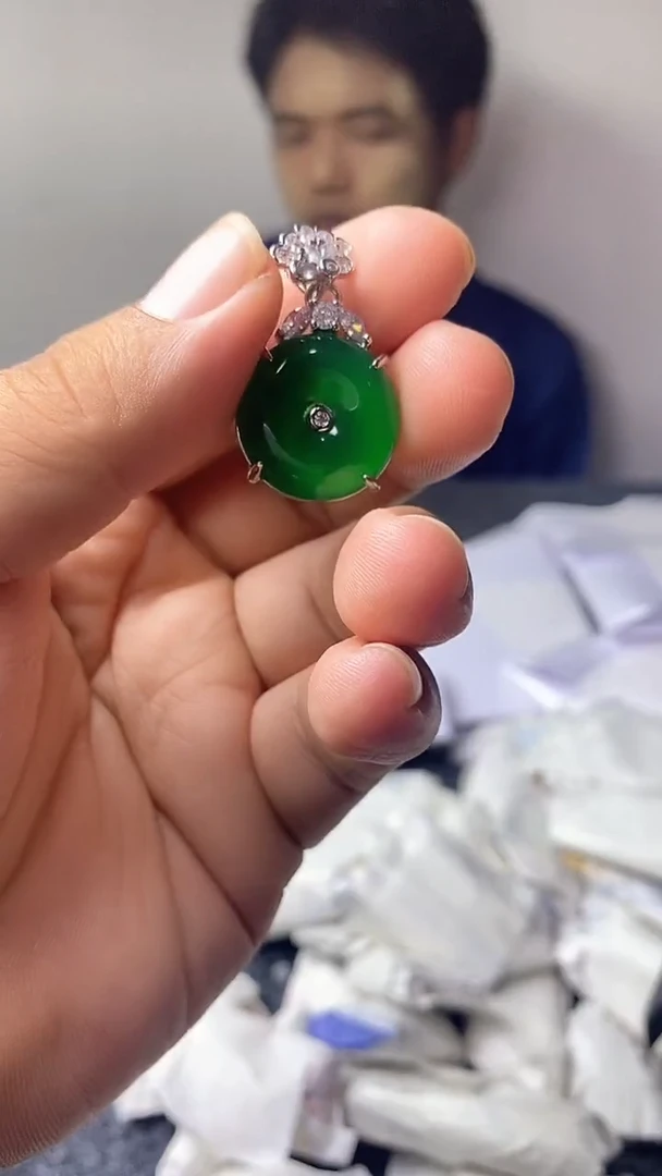 满色吊坠 所见即所得！