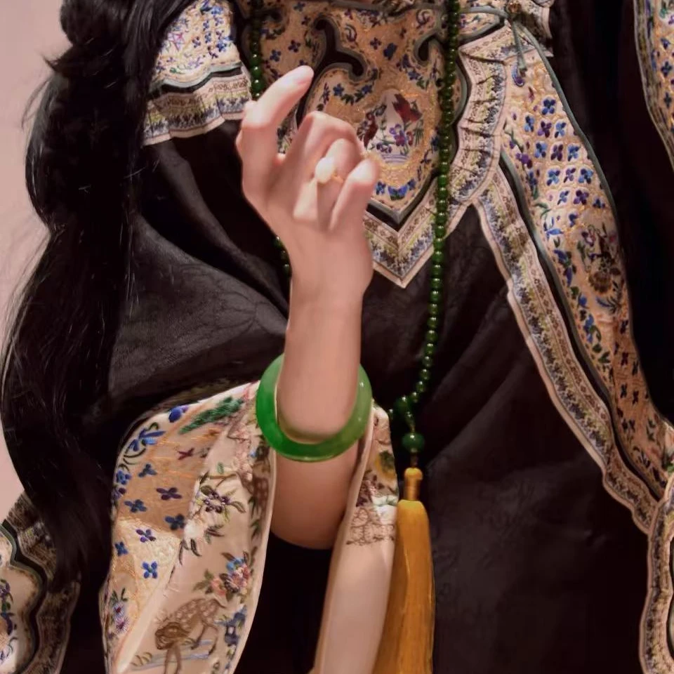 时尚高档腰佩冰透女款（按对应价格下单）