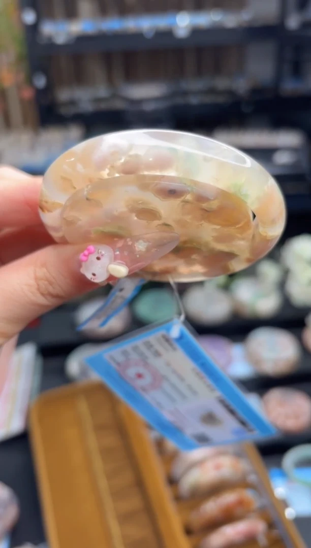 未镶嵌手镯石英质玉157(58圈赠送镯心)不退不换