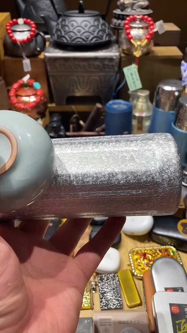 瓷片闪购商品 如图所示