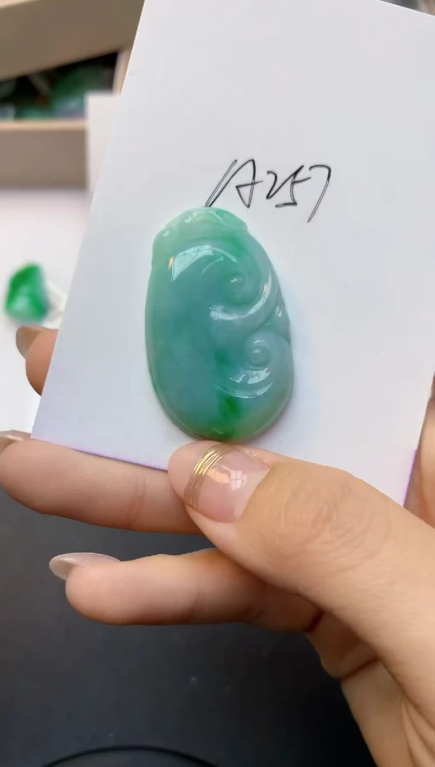 颈饰未镶嵌翡翠天然A货缅甸翡翠百元以上9元证书费自理