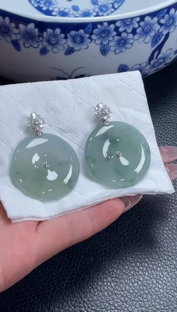 18K金镶嵌定制翡翠DDJ47133/多样性发一件