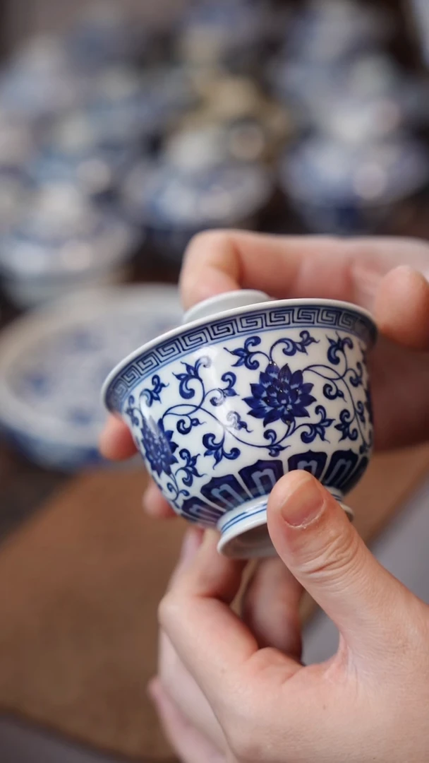 春风缠枝盖碗11111111