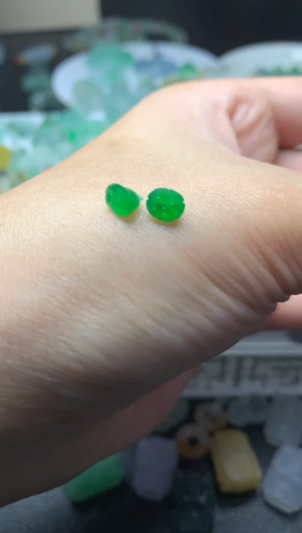 定制翡翠未镶嵌毛货