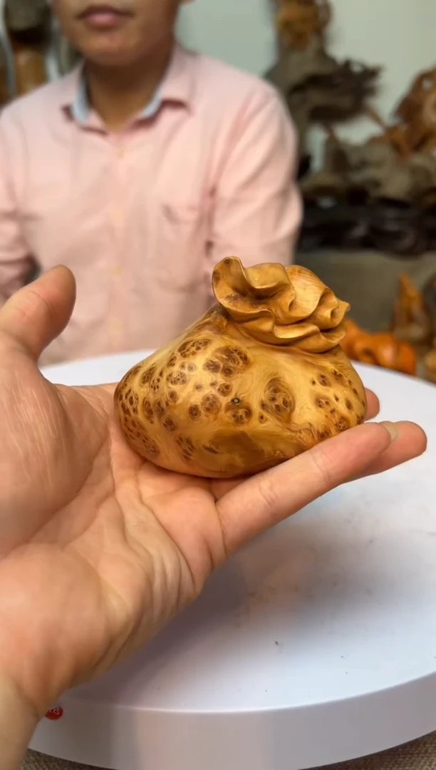 柏木（崖柏）崖柏雕刻件