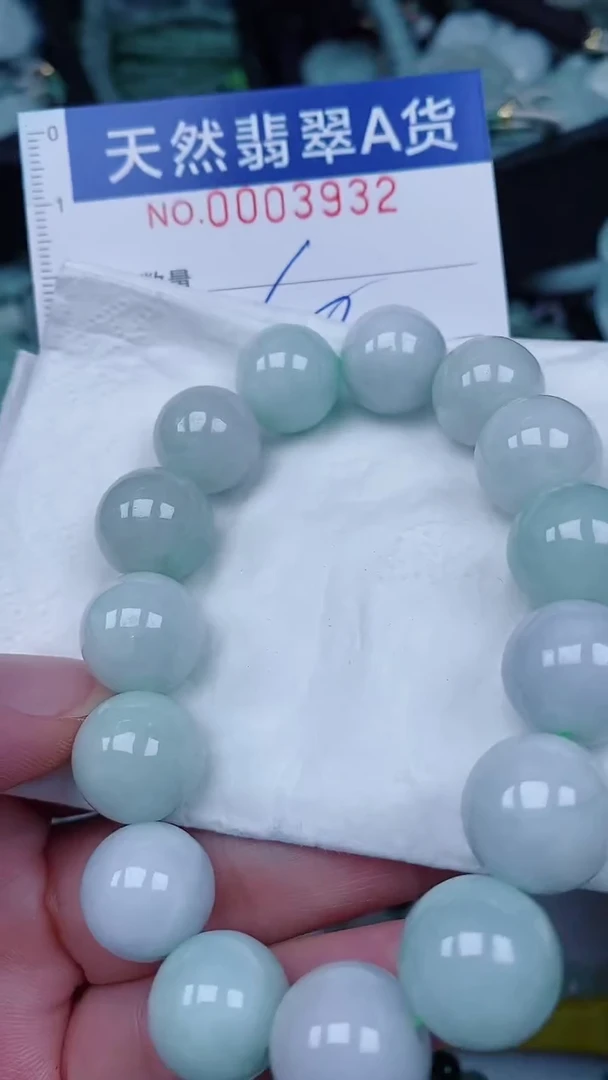 翡翠未镶嵌颈饰00003932