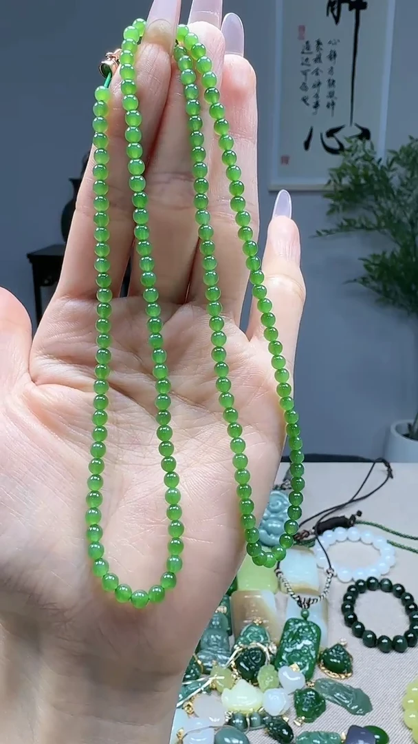 未镶嵌和田玉挂件4+