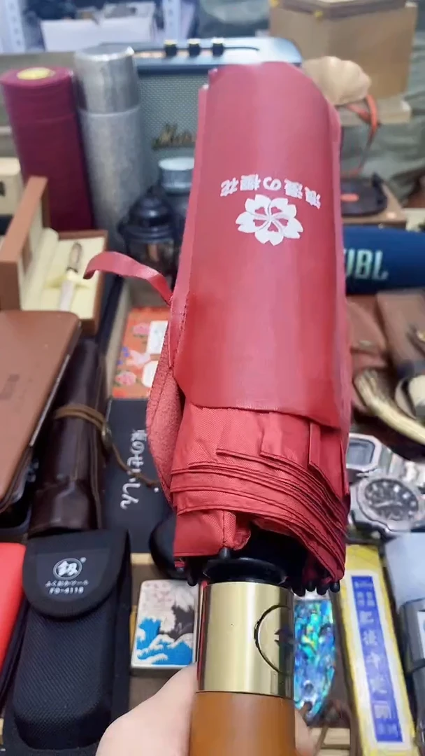 瓷片闪购商品  如图所示