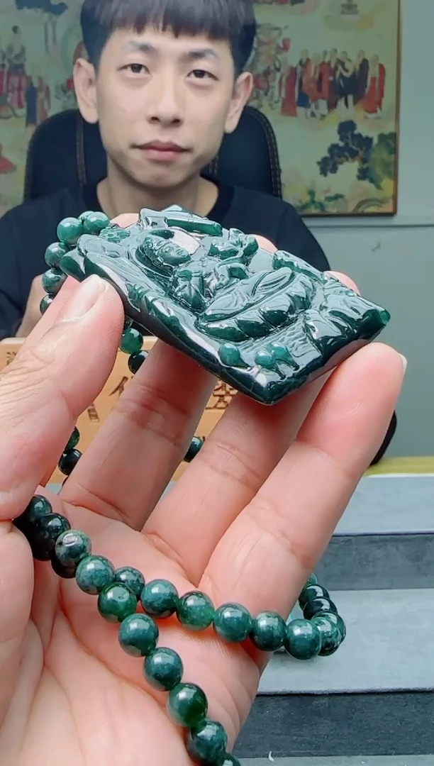 【闪购商品】翡翠颈饰未镶嵌111111111111