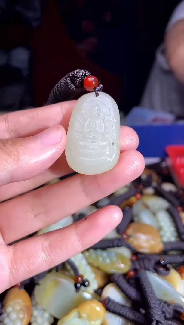 和田玉未镶嵌挂件1