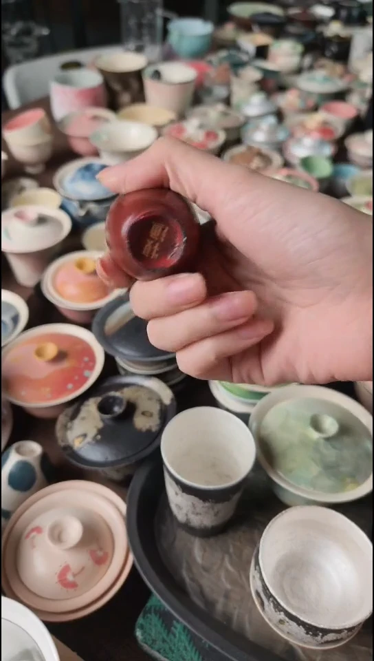 @福利@超级好看的酒红色小杯子