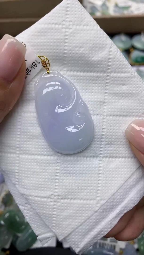 颈饰18K金镶嵌翡翠11111111111