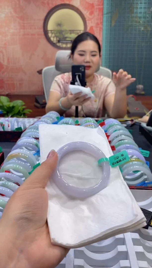 未镶嵌手镯翡翠多人00020055