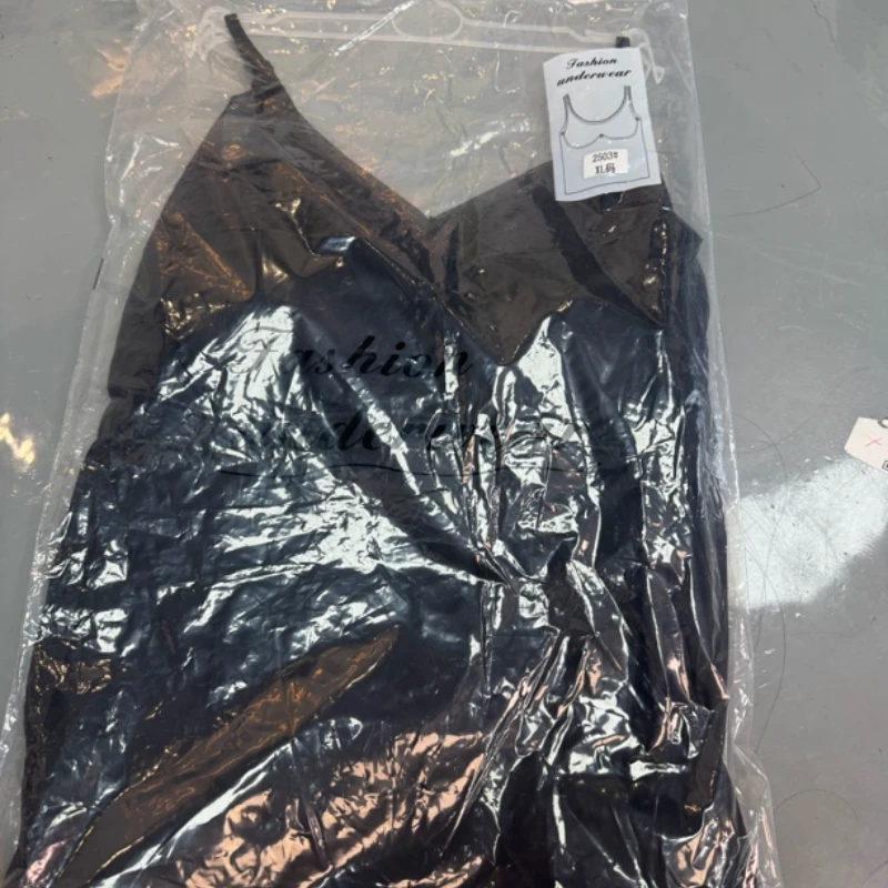 A001女士吊带文胸一体打底背心夏季无钢圈带胸垫美背内搭