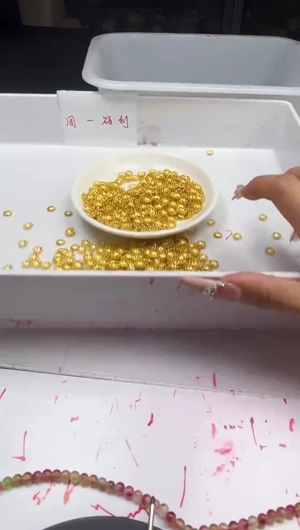 银S800镶嵌颈饰玛瑙/玉髓x386金色花托8mm*30颗