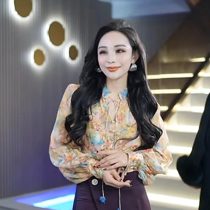 春季原创显瘦仙气飘飘立体蝴蝶长袖衬衫时尚气质女士衬衣ML61p626