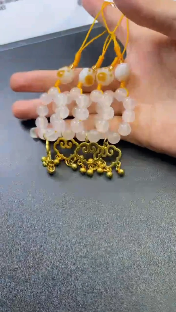 合金车挂玛瑙/玉髓猫爪车挂多样性发一件