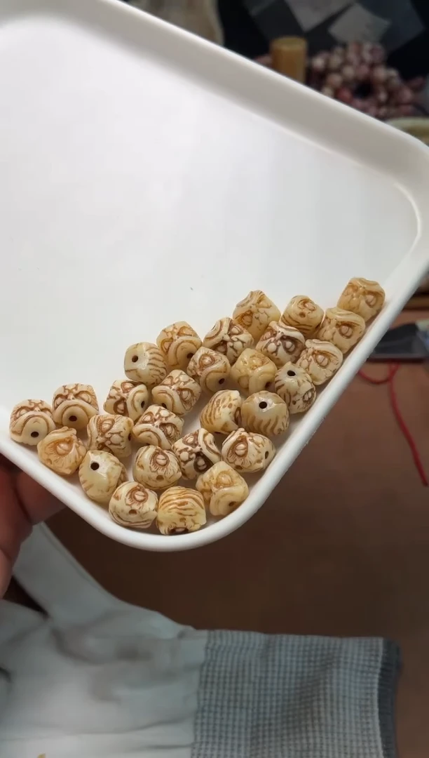 牛骨手串/手链p193 醒狮2个 有棕裂