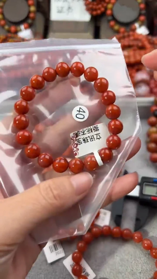 南红玛瑙手串未镶嵌9+