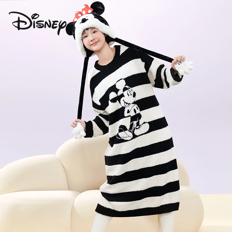 Disney/迪士尼黑白条纹卡通家居服套装新款宽松冬季圆领睡衣
