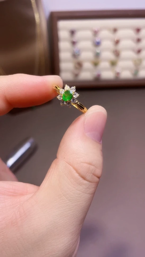 【闪购商品】祖母绿戒指银S925镶嵌1