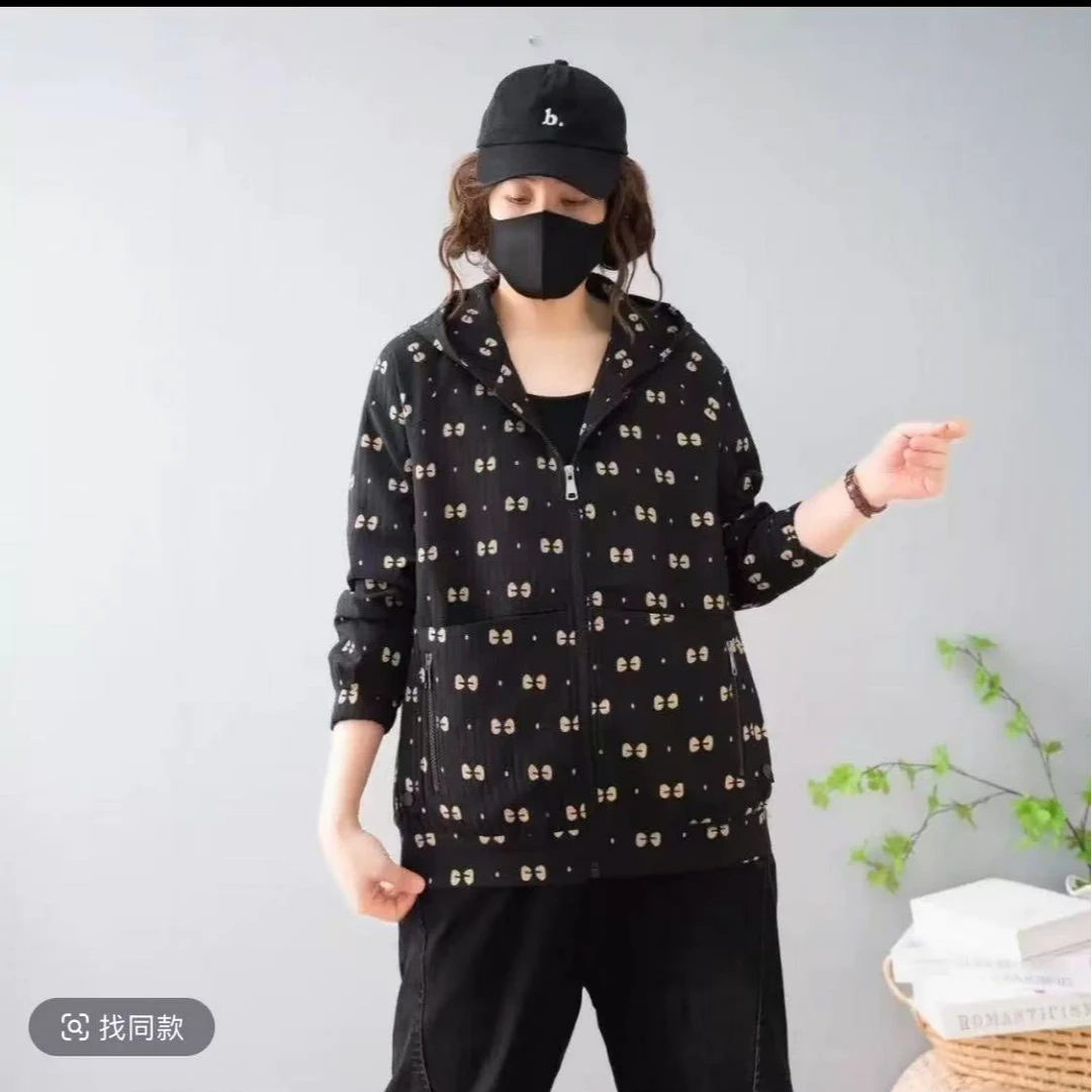 736-修身型拉链连帽短外套套头长袖常规春季秋冬印花
