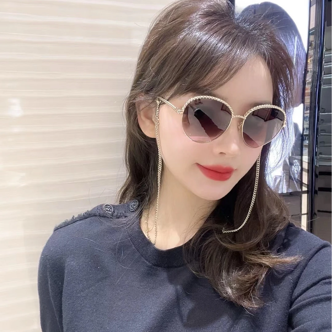 99新 Chanel/香奈儿 墨镜太阳镜，镂空链条装饰，徽标logo 镜盒