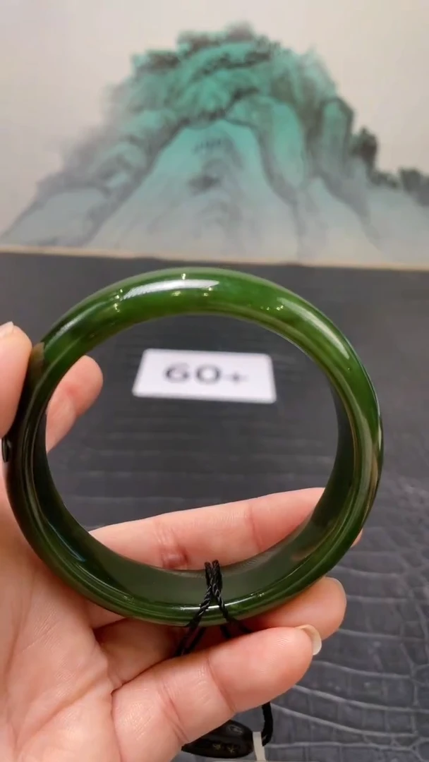 未镶嵌手镯和田玉（碧玉）玲***?60+