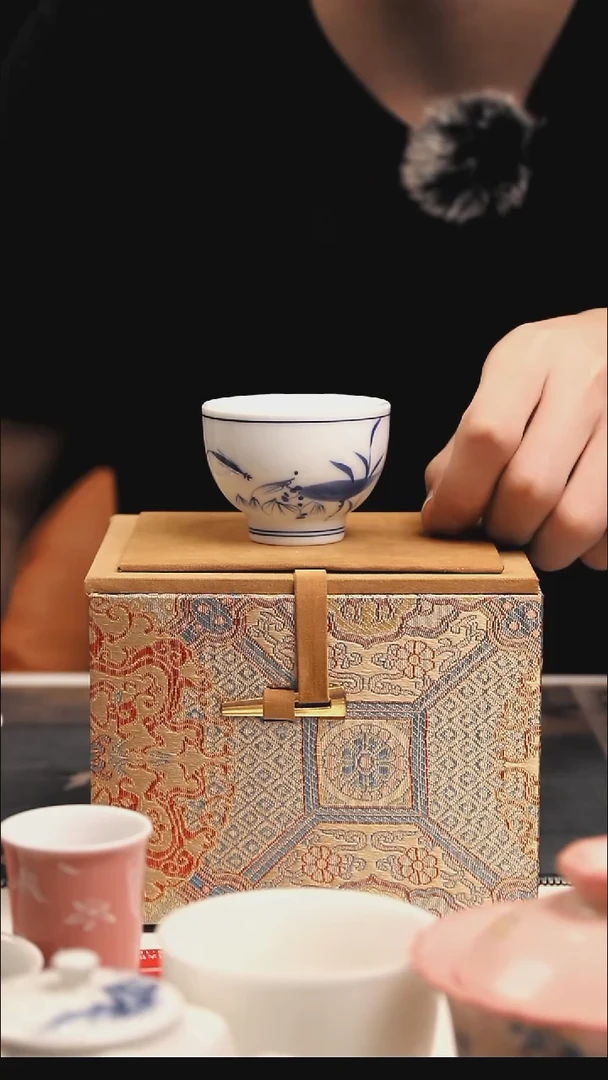 景德镇陶瓷青花瓷001