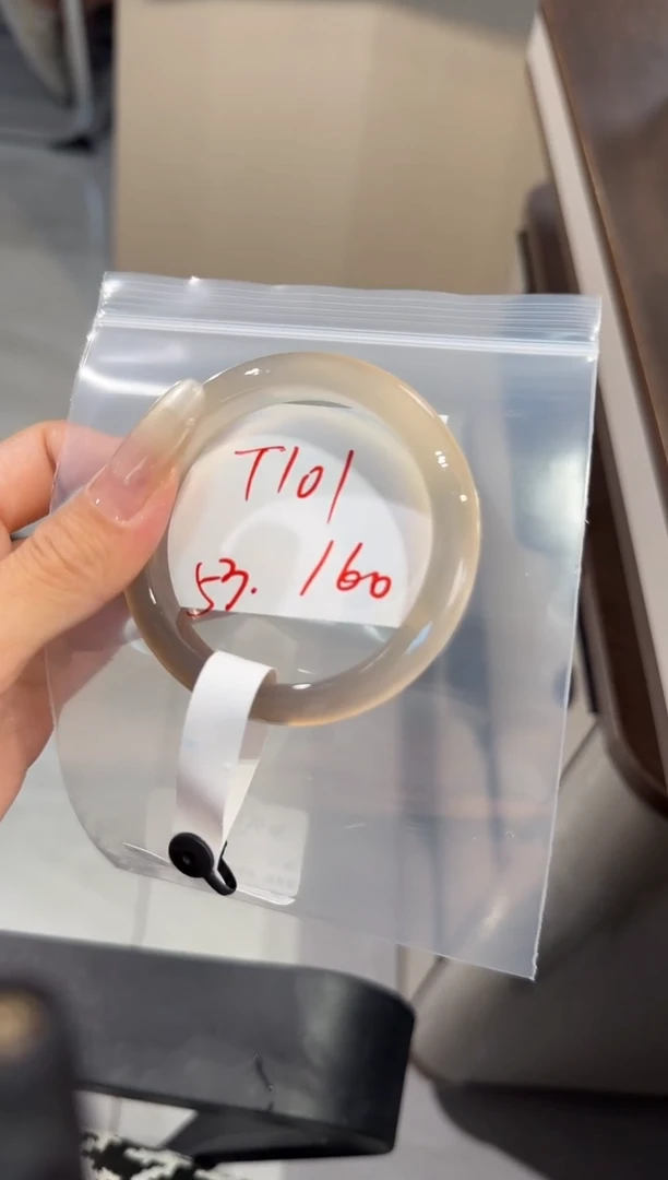 玛瑙/玉髓手镯未镶嵌璟T101