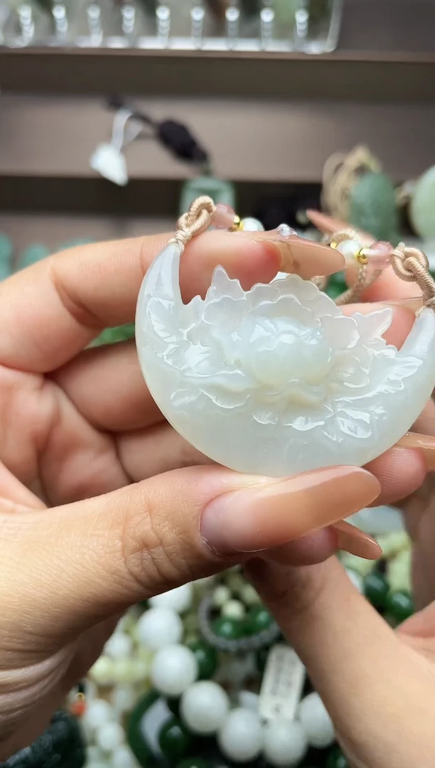 颈饰未镶嵌和田玉未镶嵌和田玉吊坠多样性拍一发一