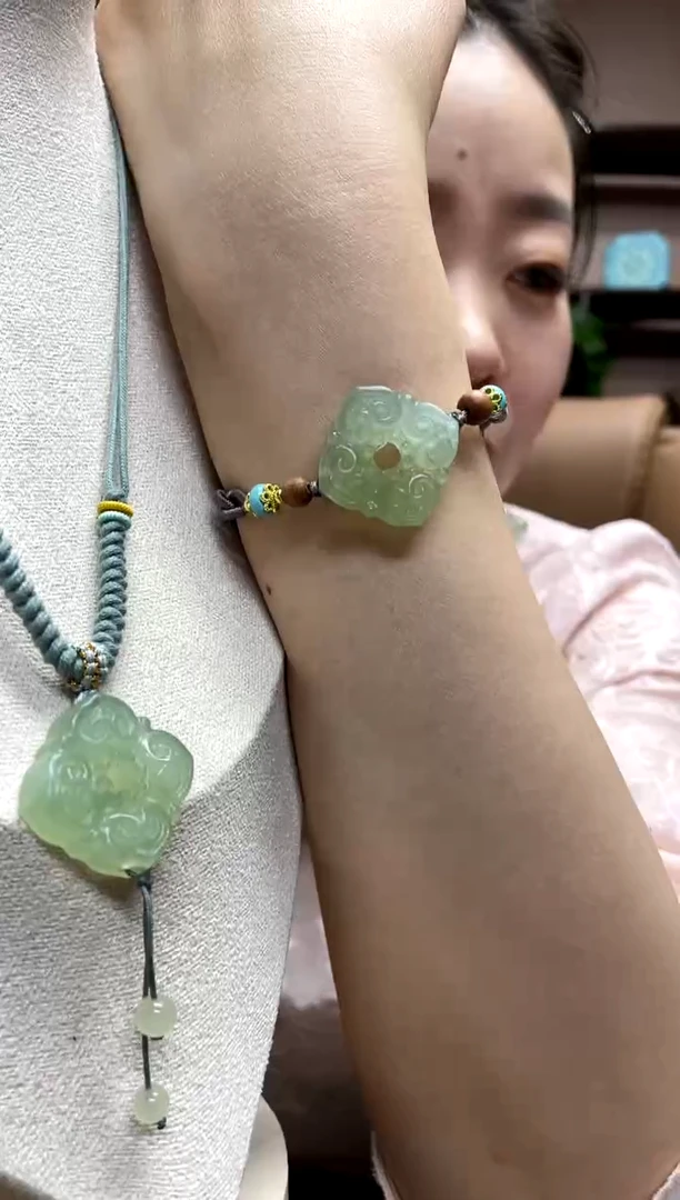 岫玉未镶嵌吊坠多样性发货其中发一