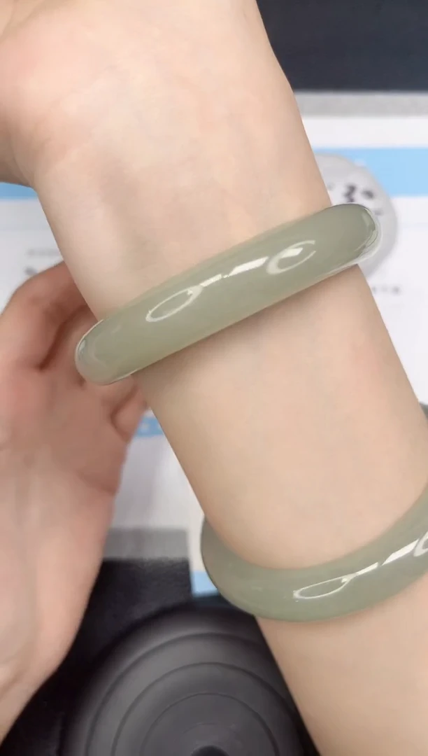 石英质玉手镯未镶嵌302-59.1