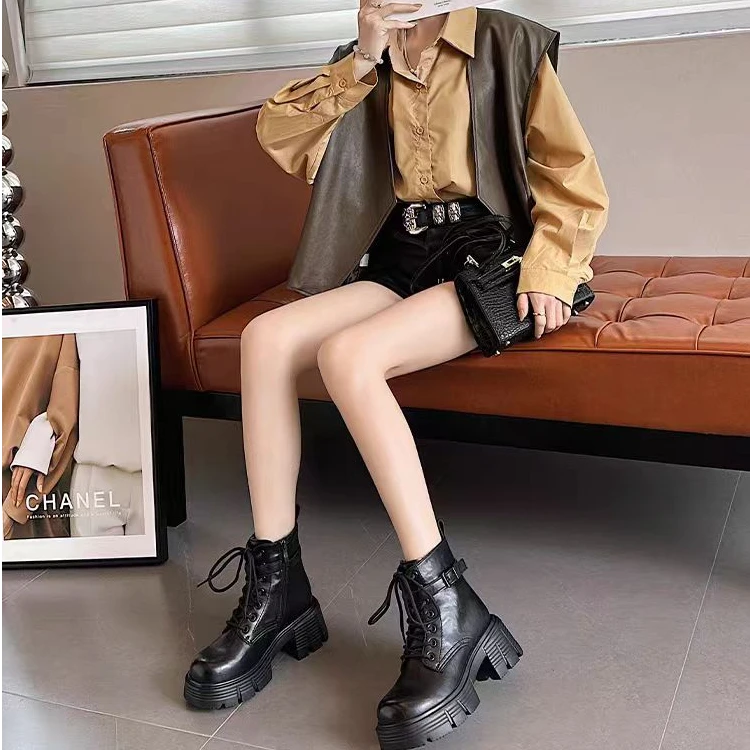 68-99A 冬季新款时尚休闲百搭厚底增高马丁靴加绒