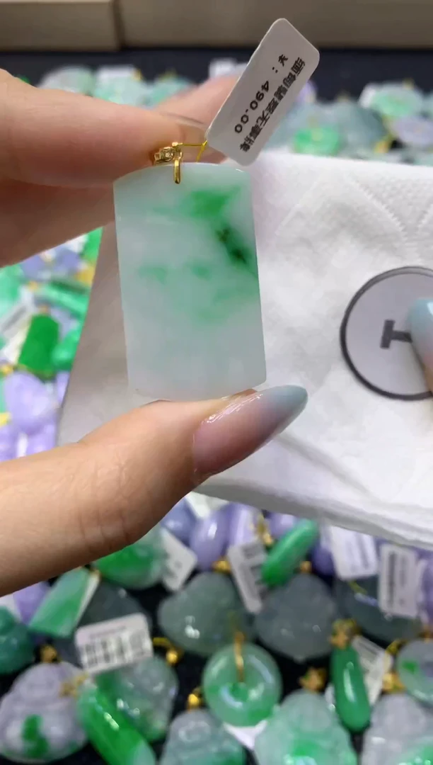 颈饰未镶嵌翡翠天然缅甸翡翠A货