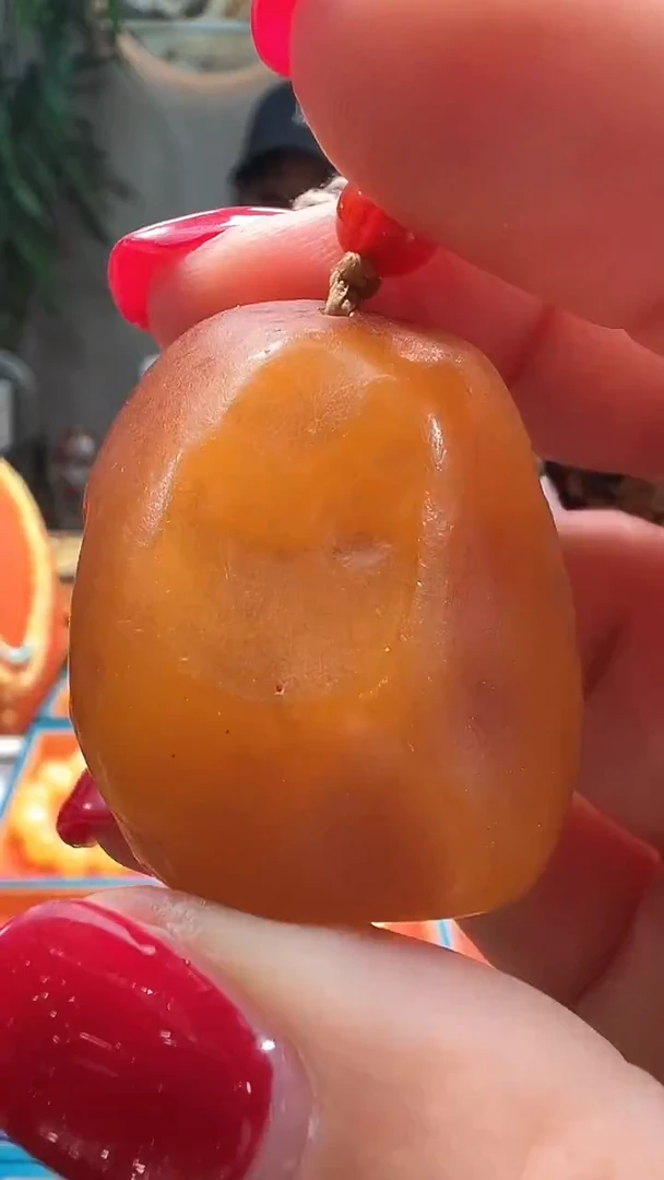 蜜蜡颈饰未镶嵌蜜蜡全皮吊坠