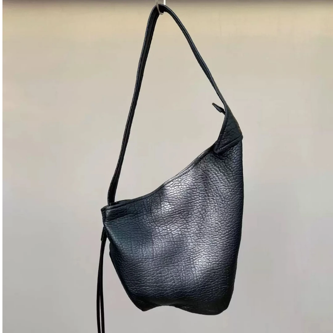 头层羊皮泡泡牛角包小众慵懒HOBO饺子腋下包真皮托特单肩斜挎包女