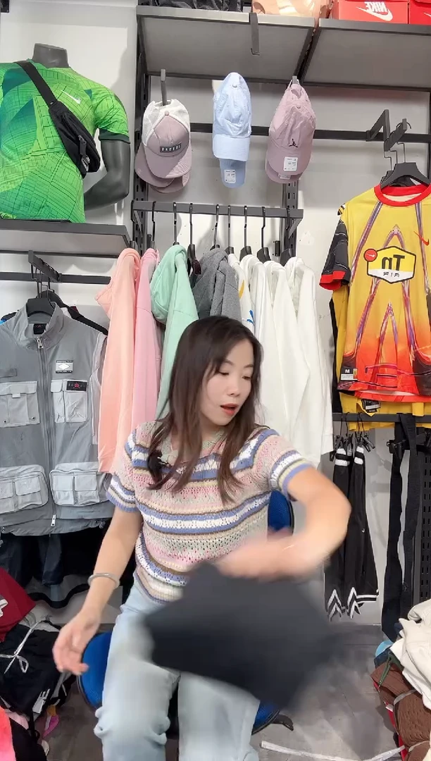 1658编码 瑕疵款直播间过款为准 尺码