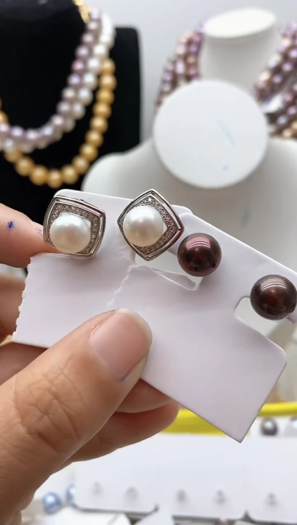 【闪购商品】淡水珍珠颈饰钛钢93