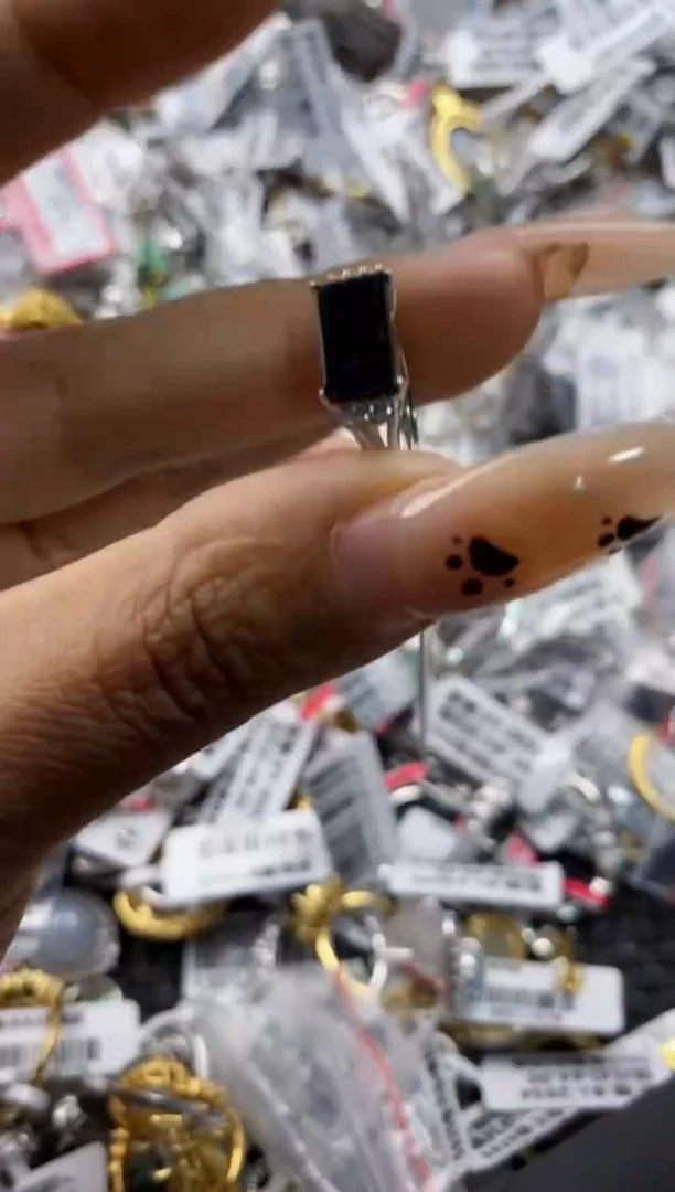 翡翠戒指银S925镶嵌110000   10