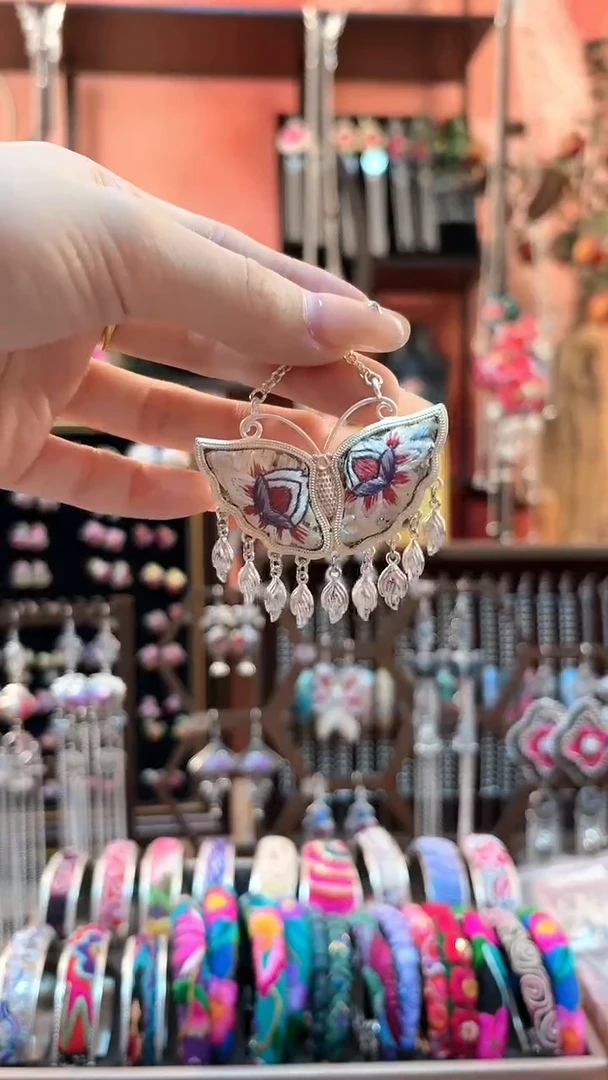 织绣✨****姐云织谣民族风精美饰品 1