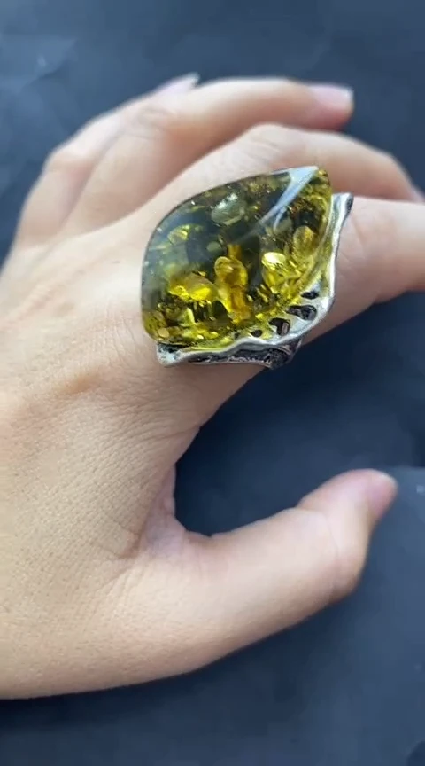 未镶嵌琥珀裸石戒指