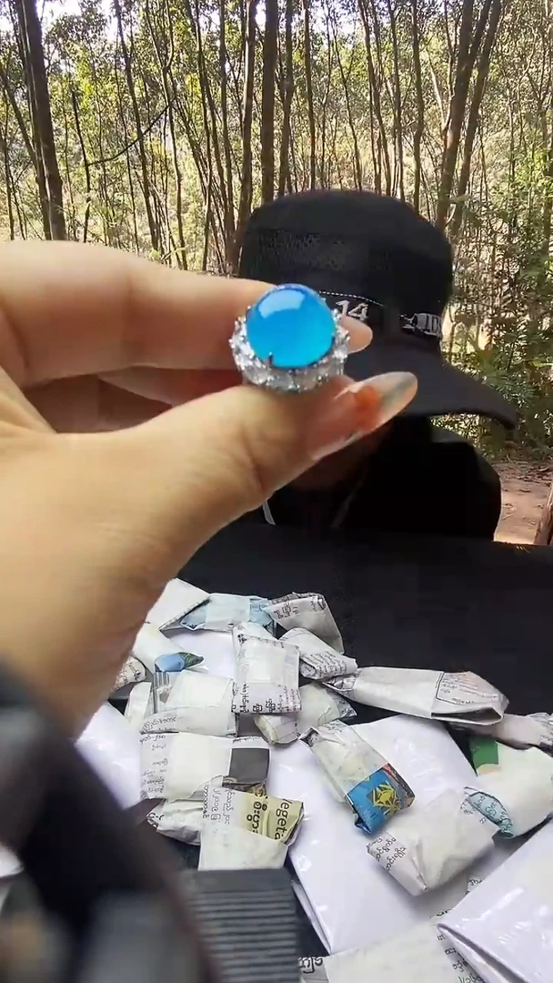 满色吊坠    所见即所得