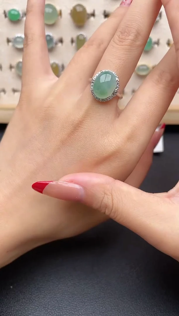 【闪购商品】翡翠戒指银S925镶嵌一物一证一礼盒