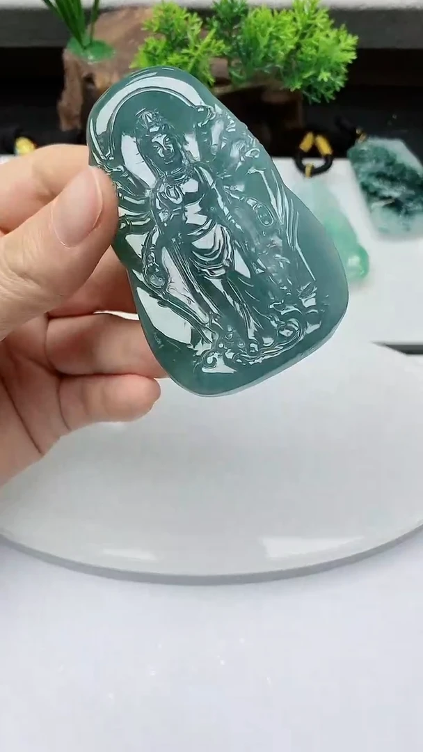 【闪购商品】翡翠颈饰未镶嵌